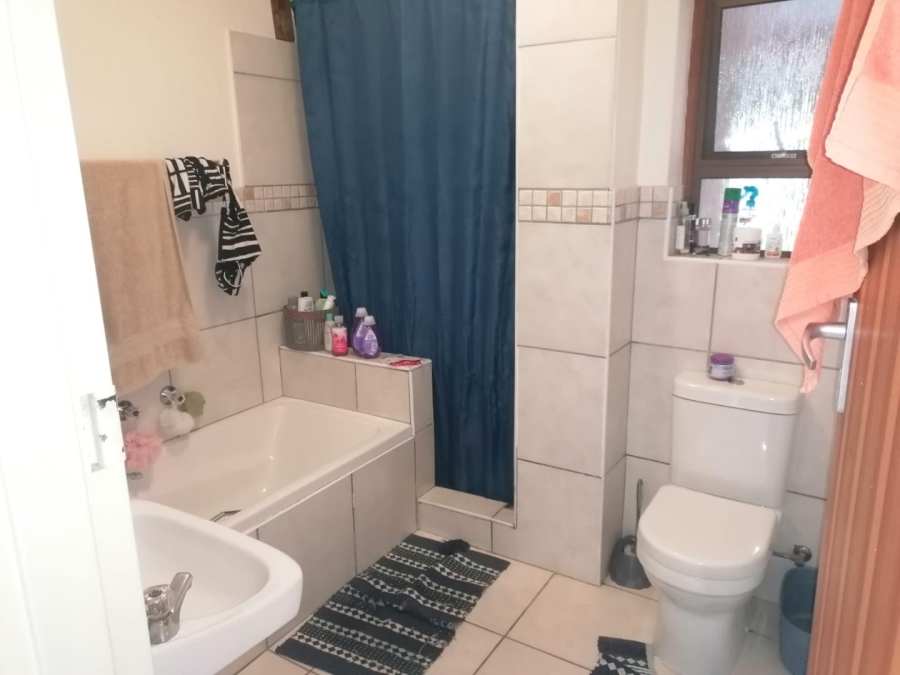 To Let 3 Bedroom Property for Rent in Linkside Western Cape